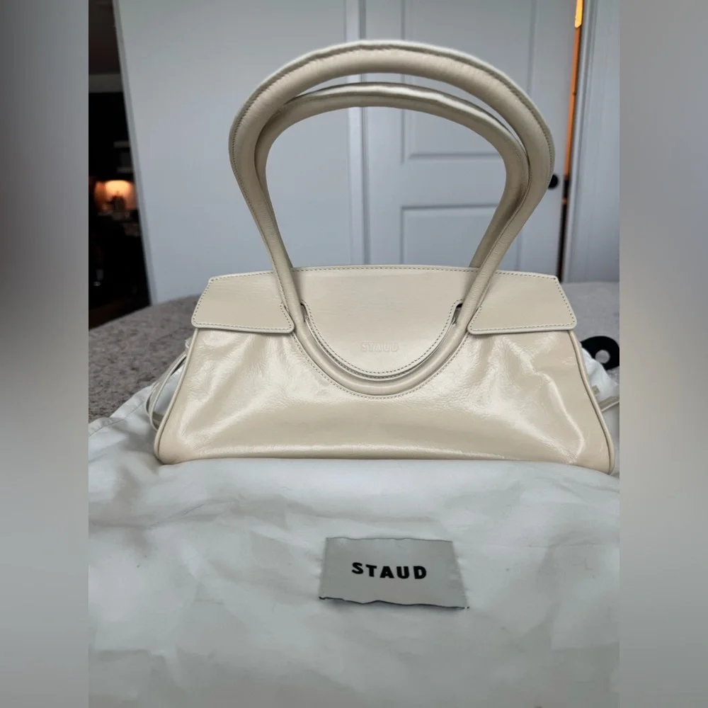 STAUD Cream Leather Shoulder Bag - Picture 3 of 11